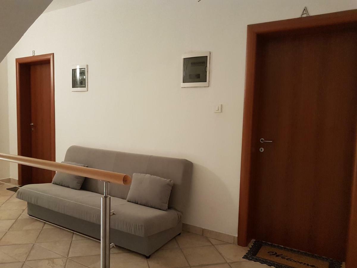 ראב Villa Spanjol מראה חיצוני תמונה